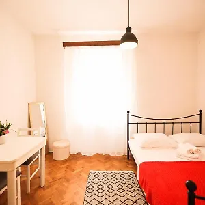 Cozy Studio In City Centar Stosija Apartman